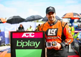 Turismo Carretera.-Mauricio Lambiris se quedó con la Pole para largar la 13° fecha en Rosario